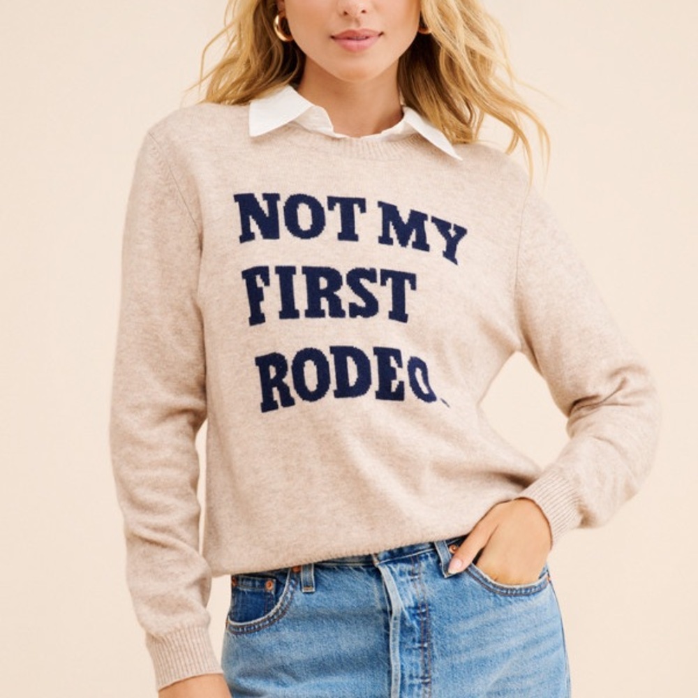 Jumper Not My First Rodeo Size 3 Women's Beige Sweater with Navy Text - Picture 2 of 11
